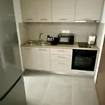 Thano's House 6-7 شقة *