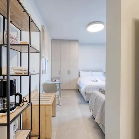 Apartment Thano's House 6-7