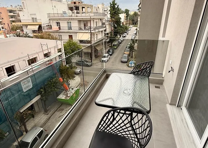 Thano's House 6-7 * Volos