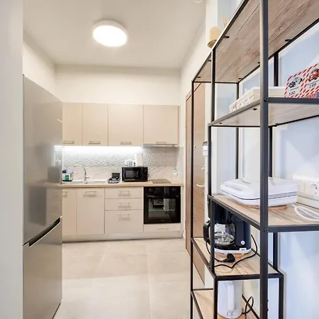 Апартаменты Thano's House 6-7 *