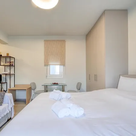 Thano's House 6-7 Apartment