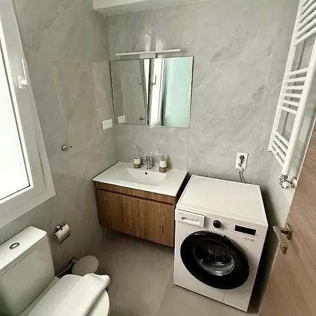 Апартаменты Thano's House 6-7 *