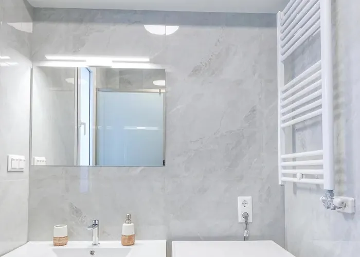 Thano's House 6-7 * Volos