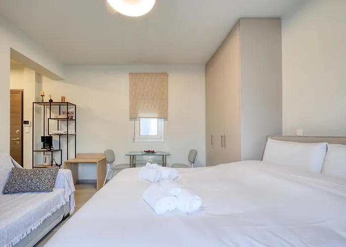 Thano's House 6-7 Apartment